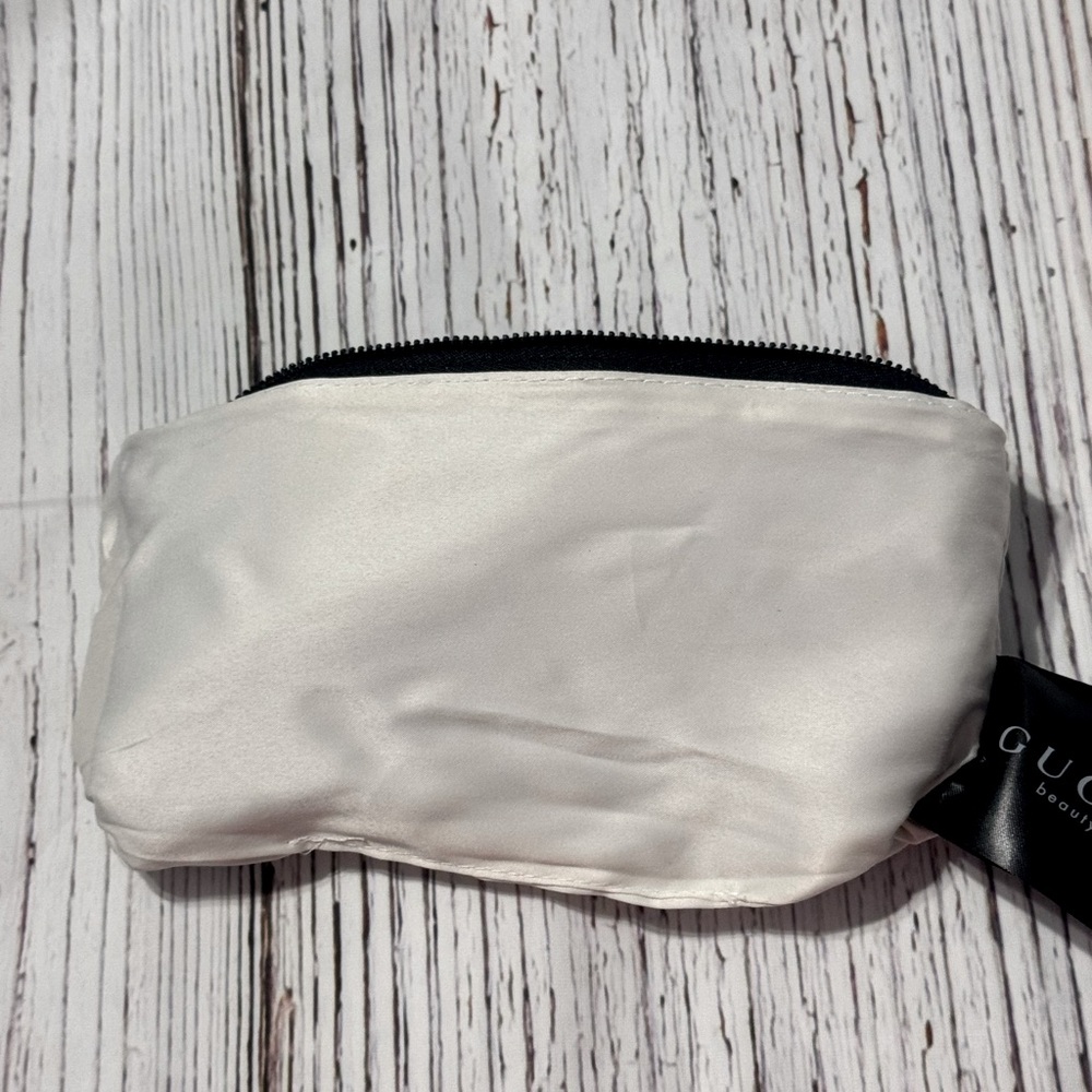 Gucci beauty  satin makeup bag - Picture 6 of 6